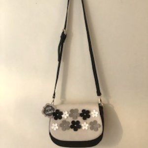 COCO & CARMEN NEW W/TAGS GORGEOUS PURSE!